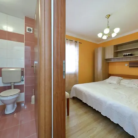 西蒙尼公寓 扎达尔