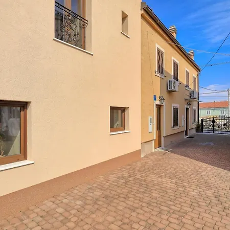 Apartment Simeone *